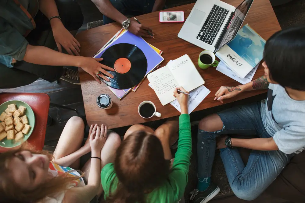 social music discovery features